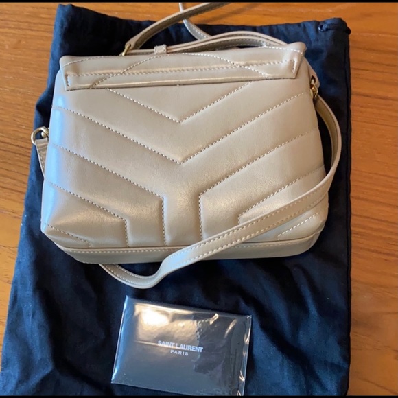 **SOLD** YSL - Saint Laurent Toy Loulou Crossbody Bag - Picture 4 of 8